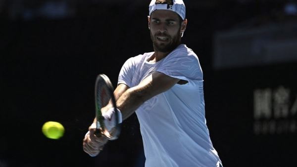 Хачанов вышел в полуфинал Australian Open. Корда не смог продолжить матч