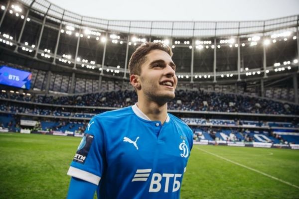 <br />
        Колыванов: если Захарян уйдет из "Динамо", это будет существенная потеря для команды
<p>	