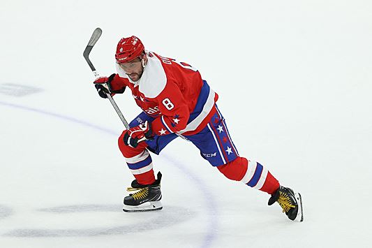 Овечкин сократил отставание от Микиты в списке лучших бомбардиров НХЛ до пяти очков